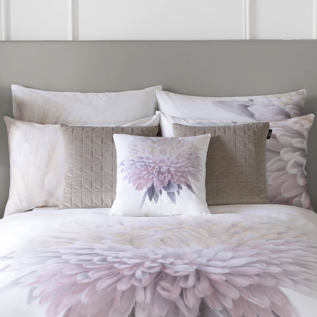 Karl Lagerfeld Pillowcases | House of Shop Karl Lagerfeld Pillowcases up to